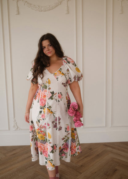 chic size inclusive model wearing JessaKae Valenne Dress